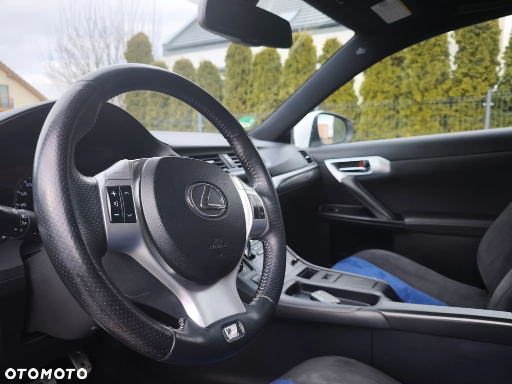 Lexus CT F SPORT - 36