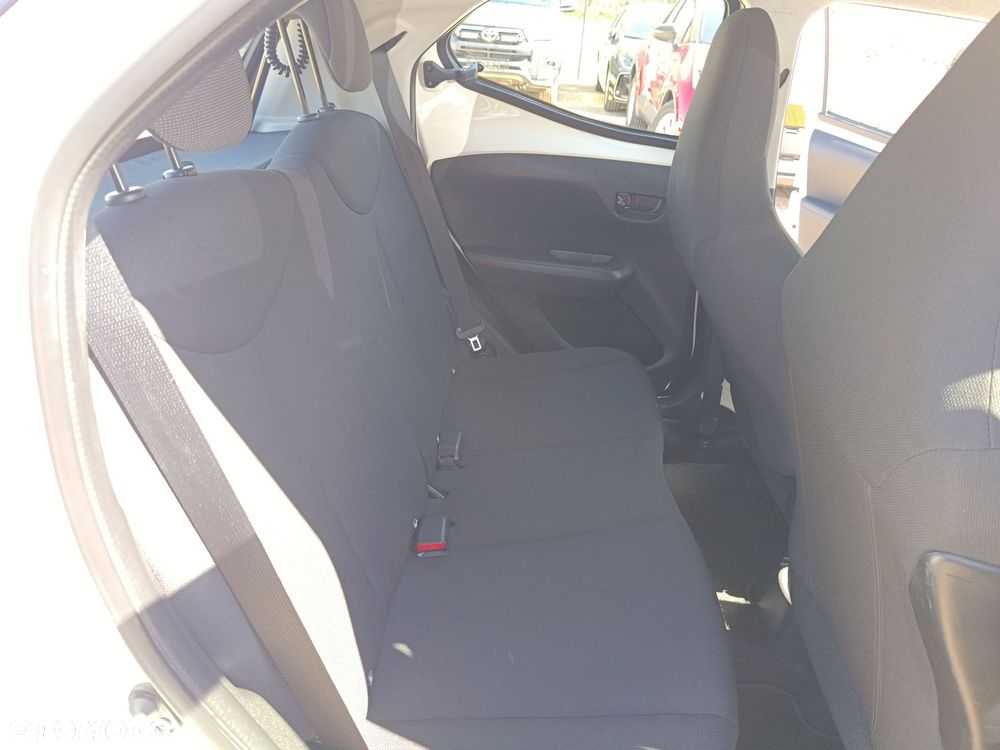 Toyota Aygo - 13