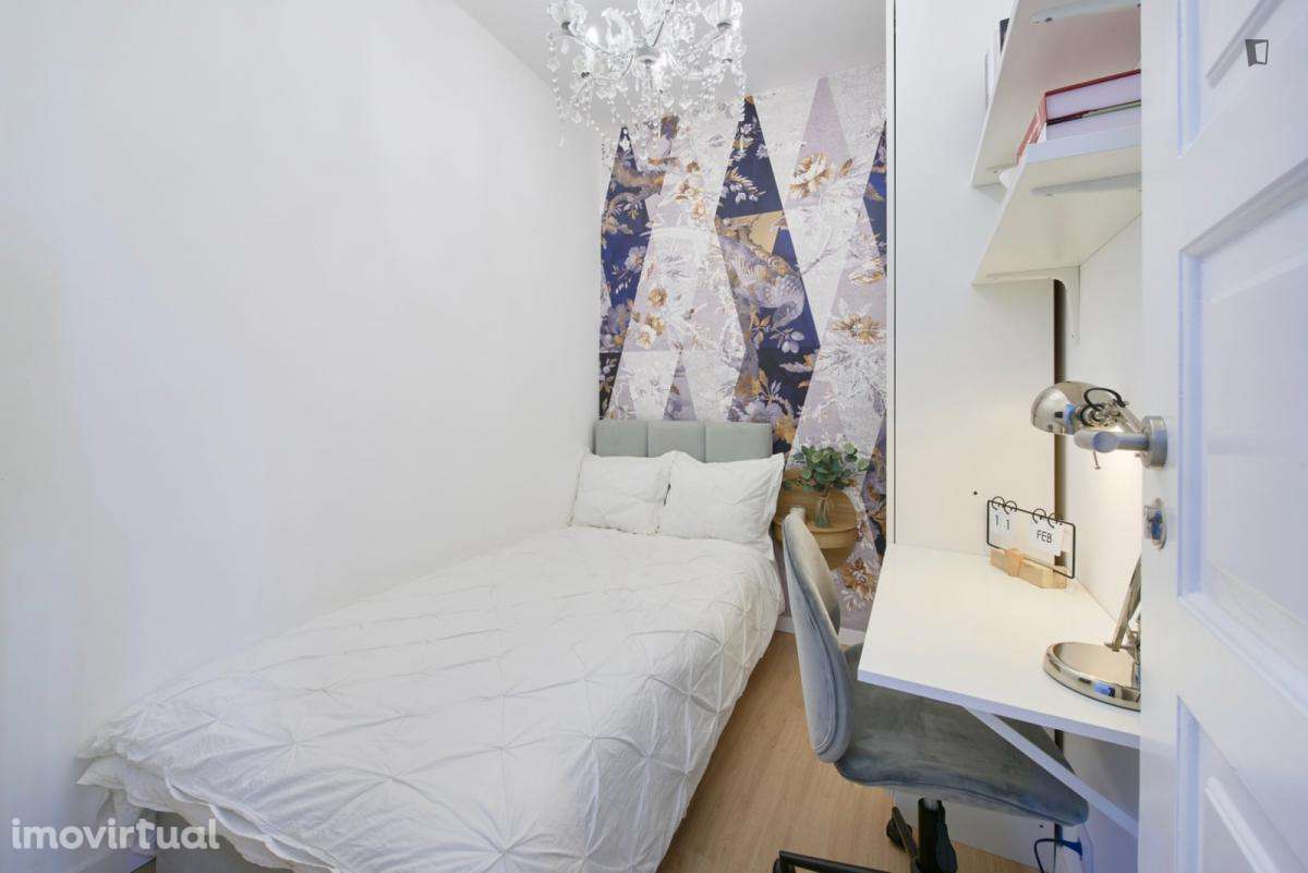 Quarto - localizado em Bairro Alto Lisbon - Grande imagem: 2/12