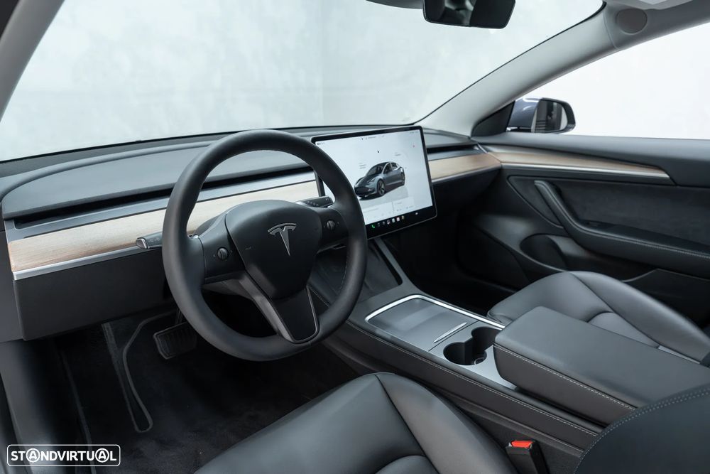 Tesla Model 3 Long Range Tração Traseira - 16