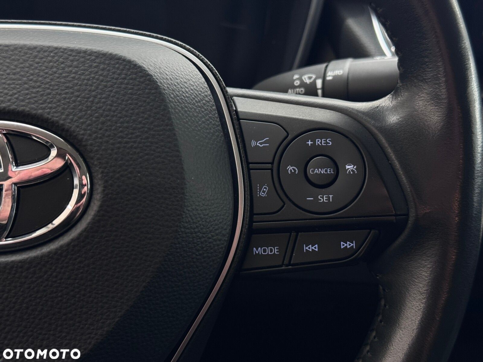 Toyota Corolla - 23