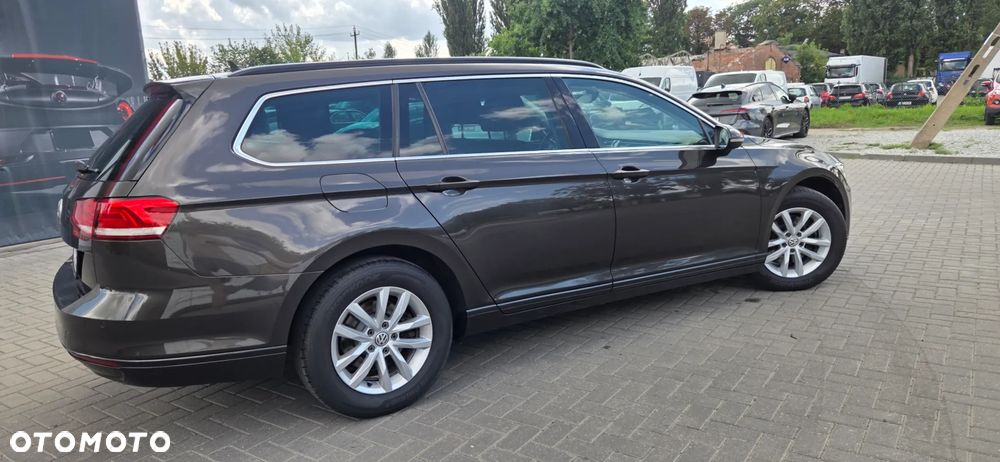 Volkswagen Passat Variant 2.0 TDI BMT Highline - 14
