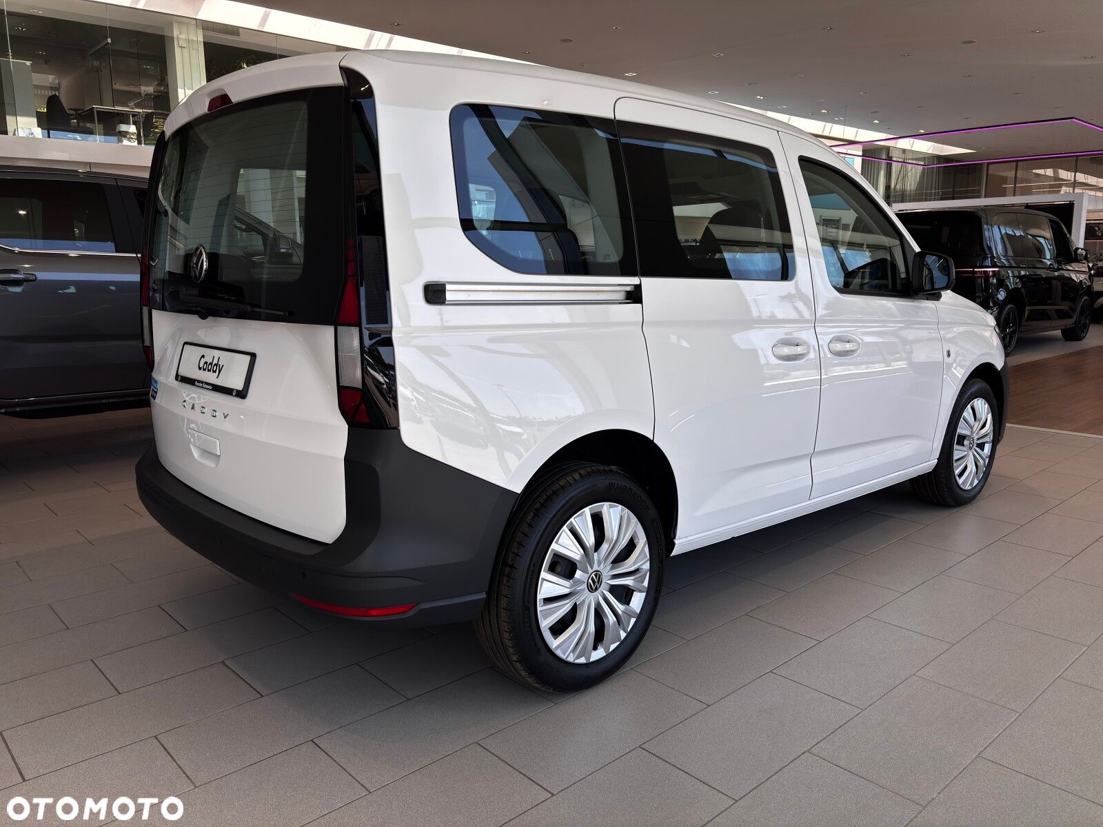 Volkswagen Caddy 2.0 TDI 102 KM 6-bm 5m - 8