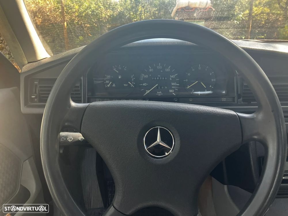 Mercedes-Benz A 190 - 6