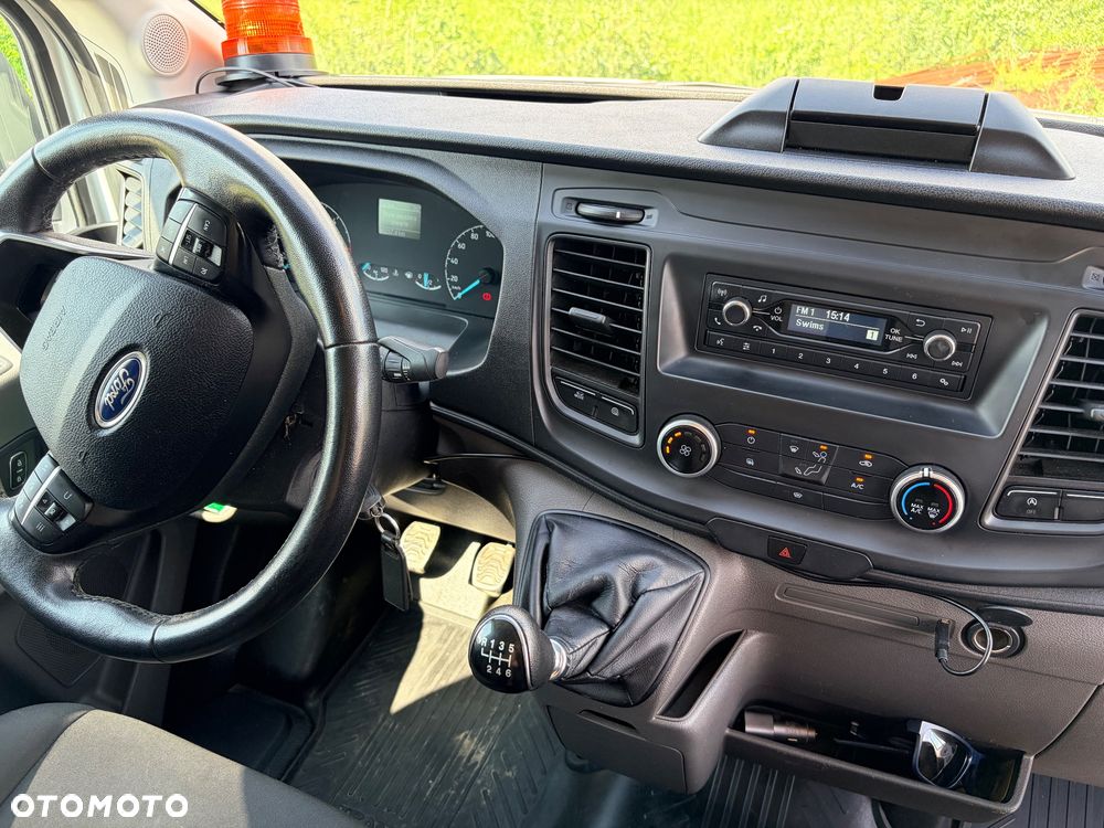 Ford Transit 350 - 7