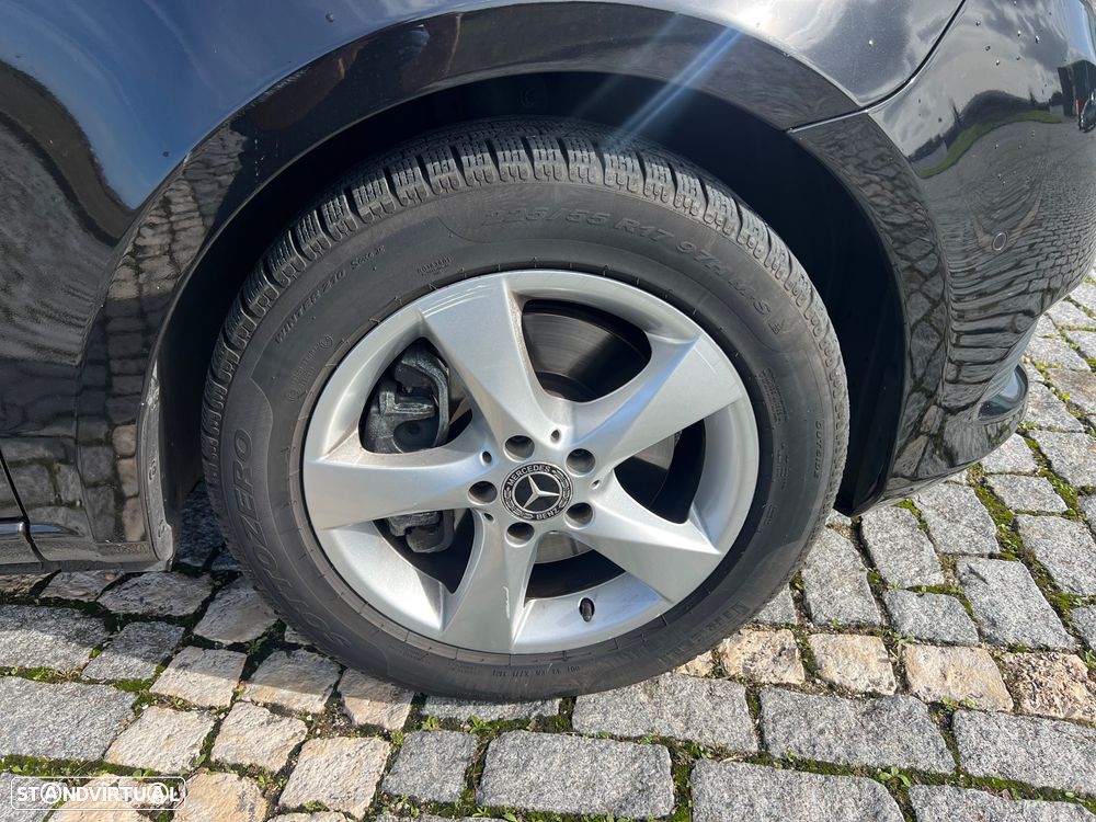 Mercedes-Benz V 220 - 6