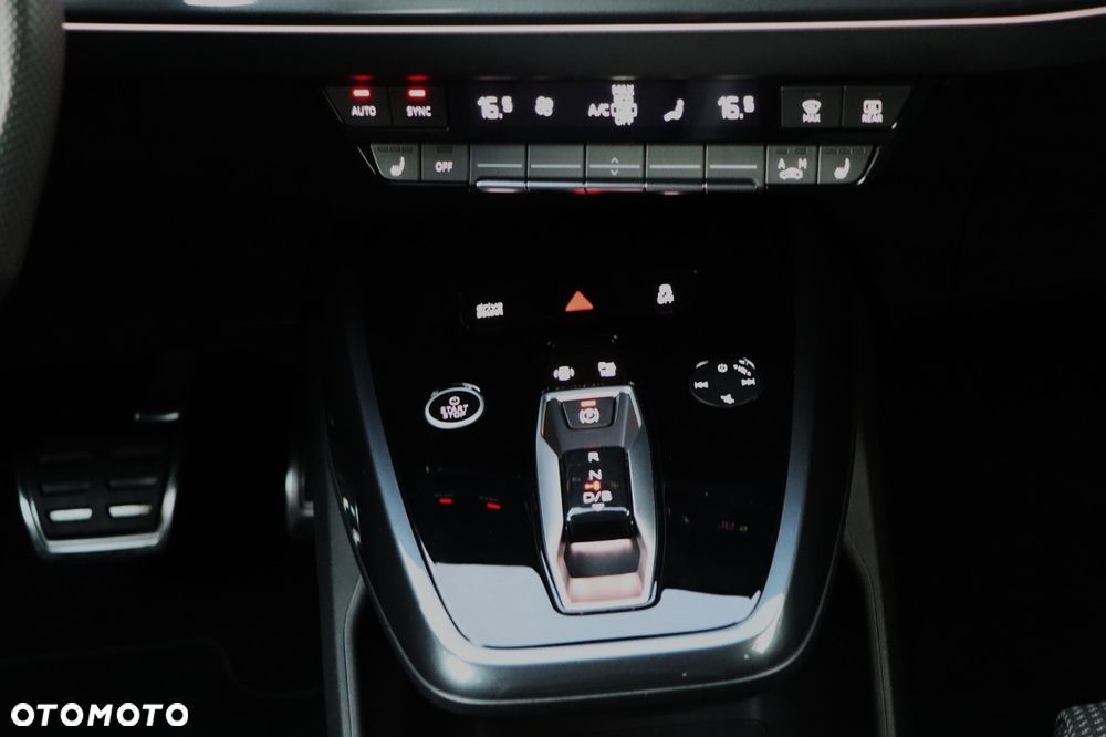Audi Q4 e-tron - 32