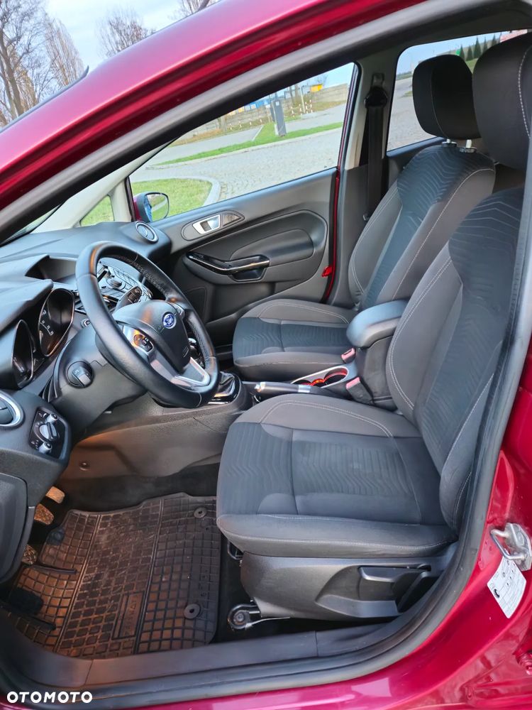 Ford Fiesta - 8