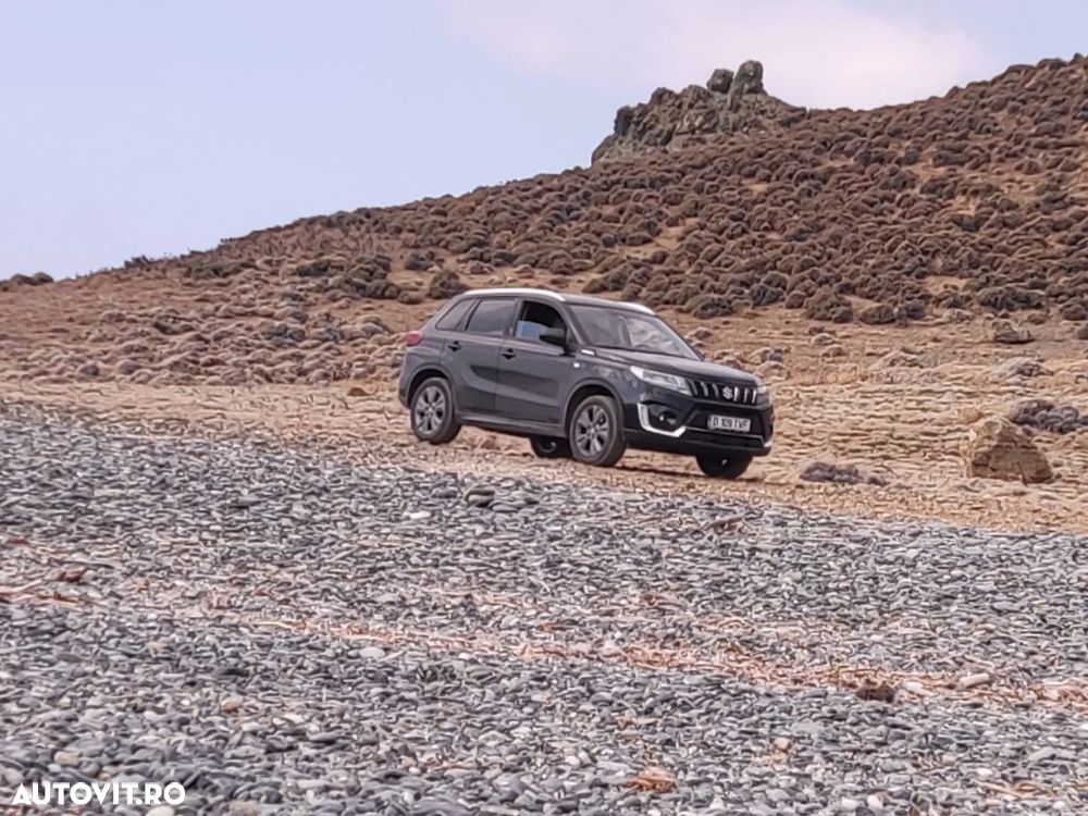 Suzuki Vitara 1.4 Boosterjet MHEV Passion - 15