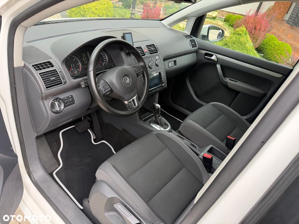 Volkswagen Touran 2.0 TDI DPF BlueMotion Technology DSG Life - 22