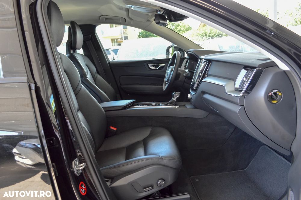 Volvo XC 60 D4 AWD Geartronic Momentum - 20