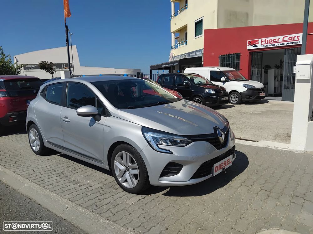 Renault Clio - 9