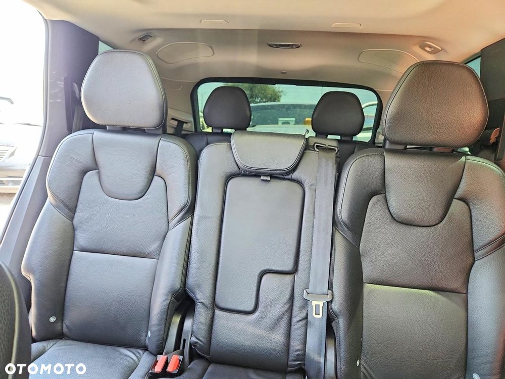 Volvo XC 90 - 10