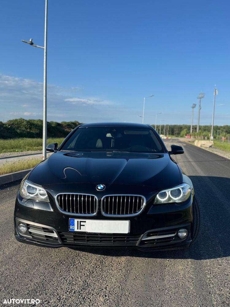 BMW Seria 5 525d Sport-Aut. Luxury Line - 1