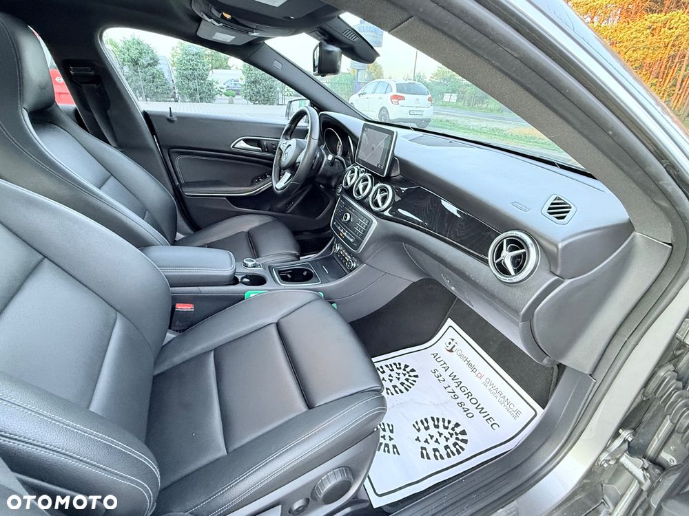 Mercedes-Benz CLA - 28