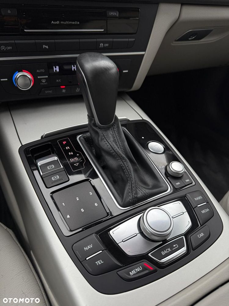 Audi A6 Avant 2.0 TDI ultra S tronic - 15