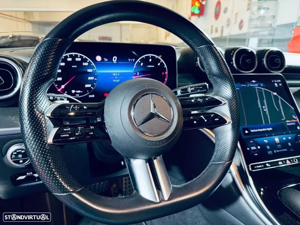 Mercedes-Benz C 300 d AMG Line - 29