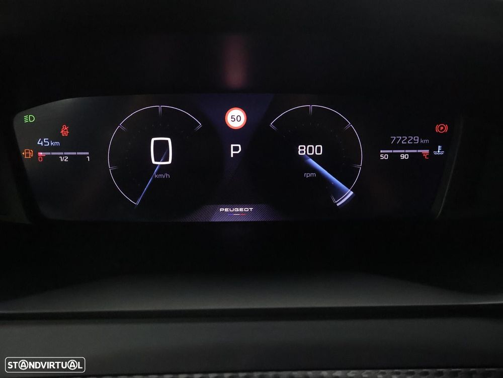 Peugeot 2008 1.2 PureTech Allure Pack EAT8 - 17
