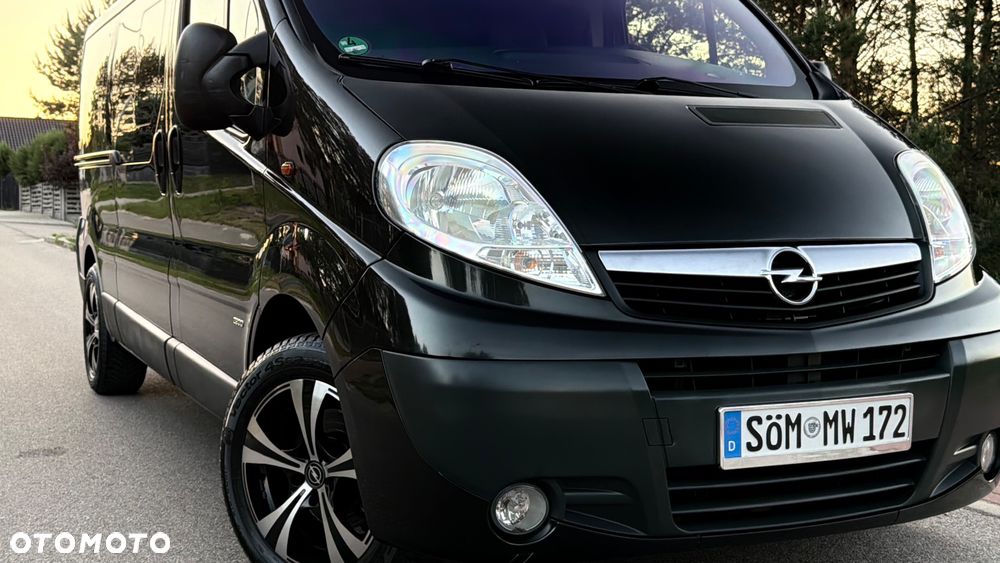 Opel Vivaro - 16