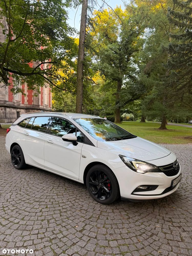 Opel Astra 1.6 CDTI Dynamic S&S - 1