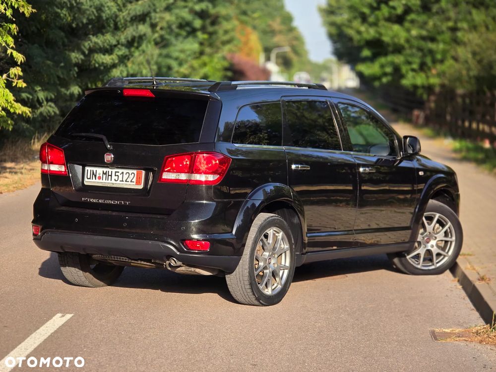 Fiat Freemont 2.0 Multijet Lounge AWD - 4