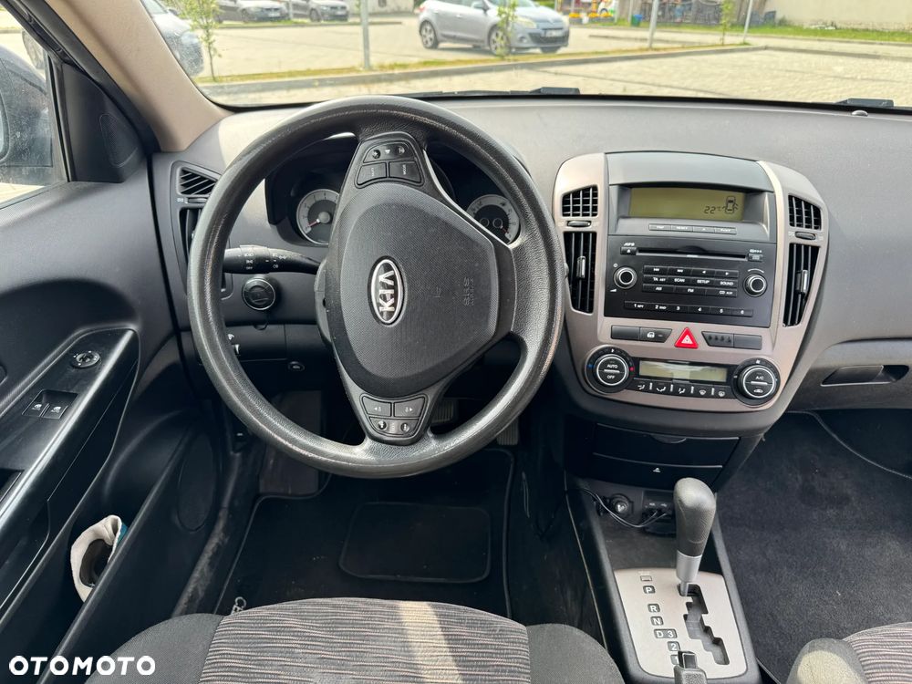 Kia Ceed 1.6 Comfort - 19