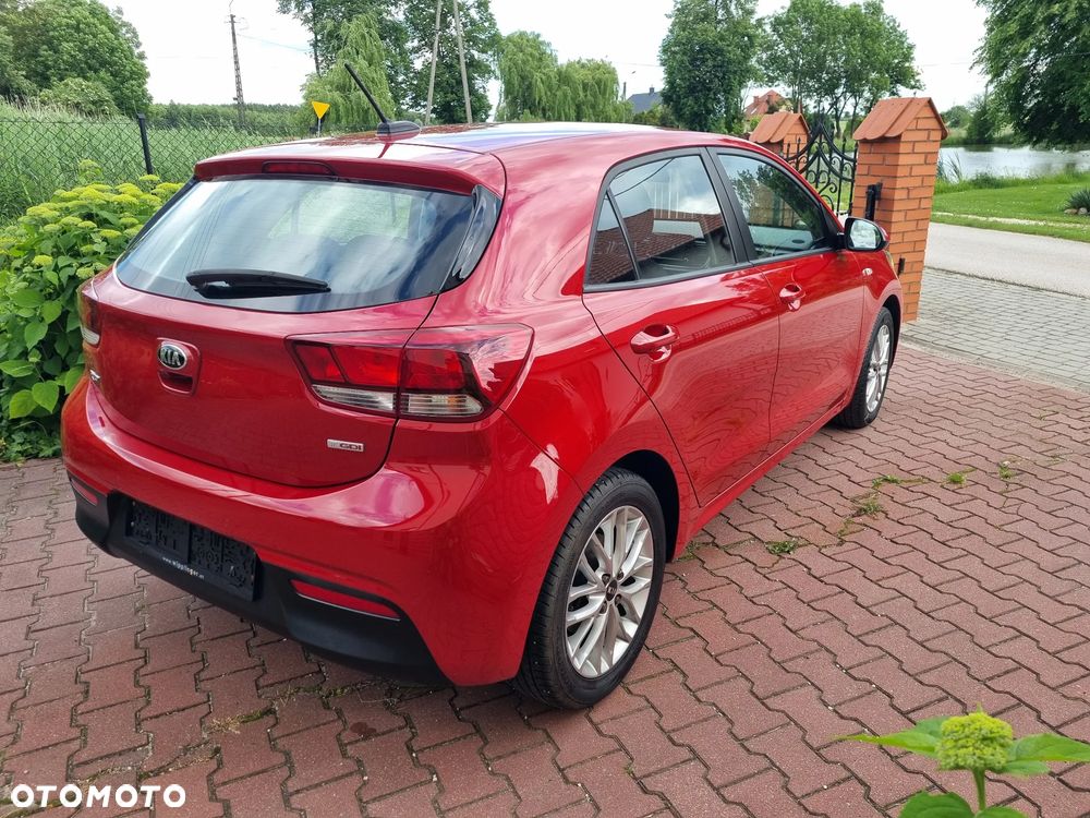 Kia Rio 1.0 T-GDI 100 Dream-Team Edition - 7