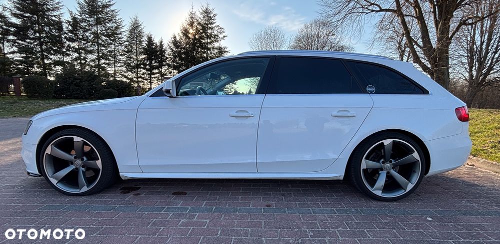 Audi A4 Avant 2.0 TDI Quattro Line - 6