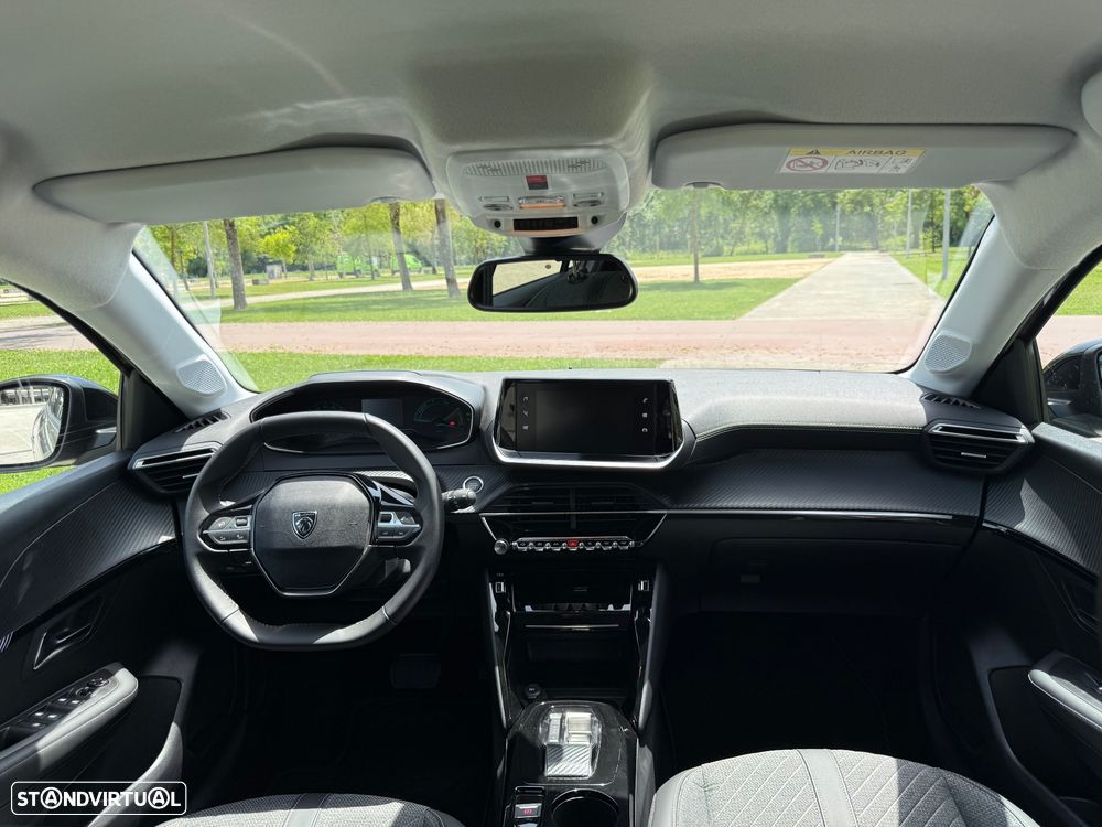 Peugeot e-208 Style - 31