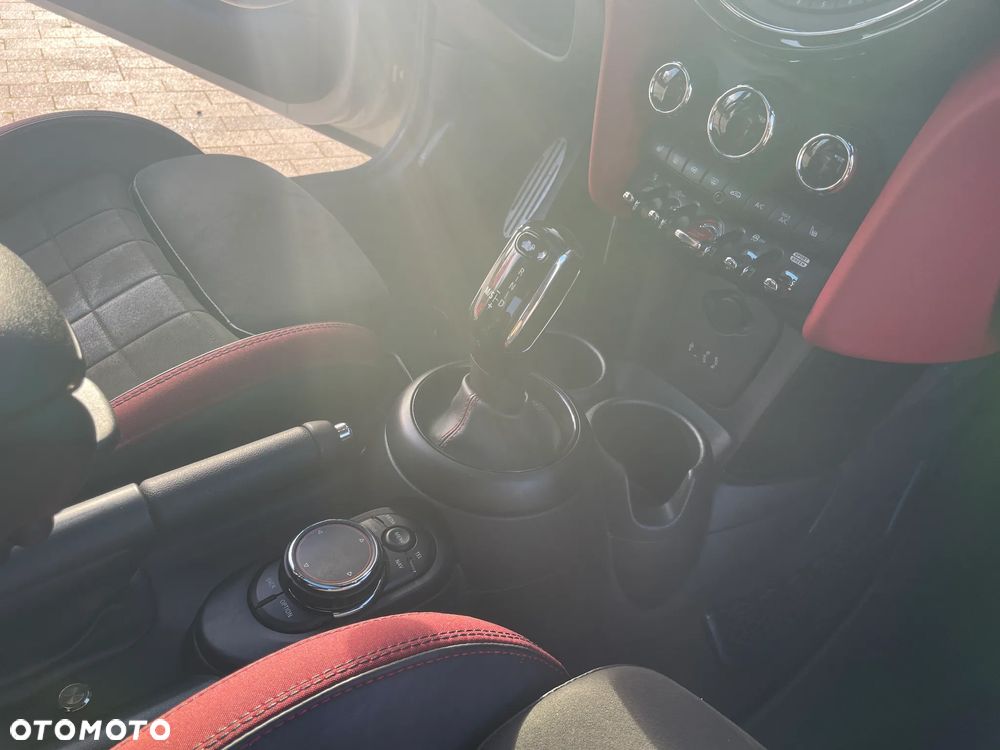 MINI John Cooper Works - 22