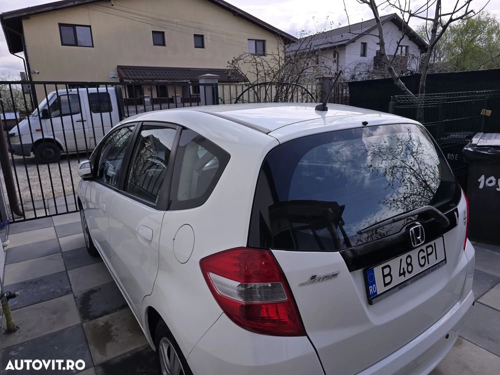 Honda Jazz 1.4 SOHC i-VTEC MT Comfort - 4