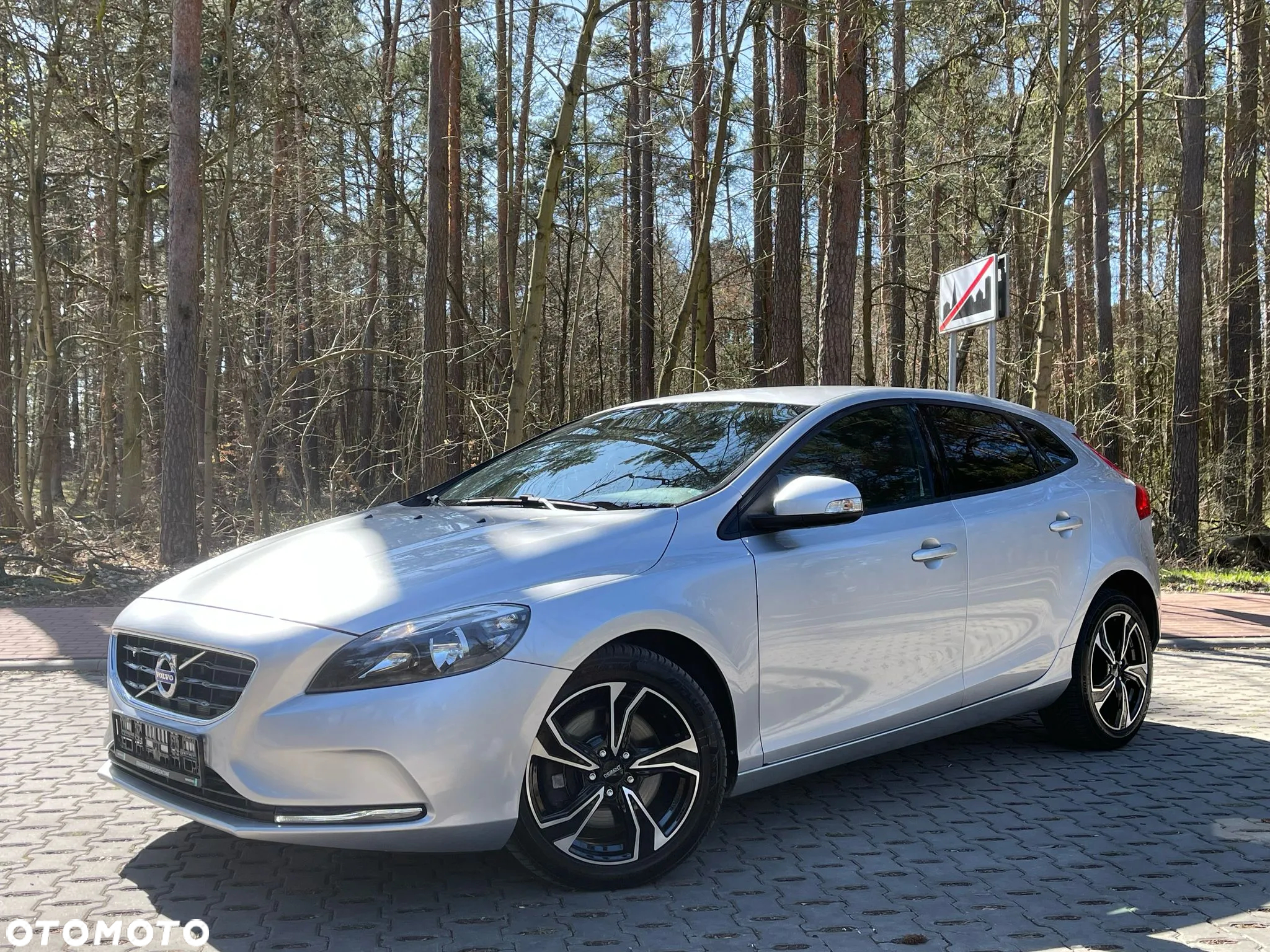 Volvo V40 D2 Drive-E Base - 3