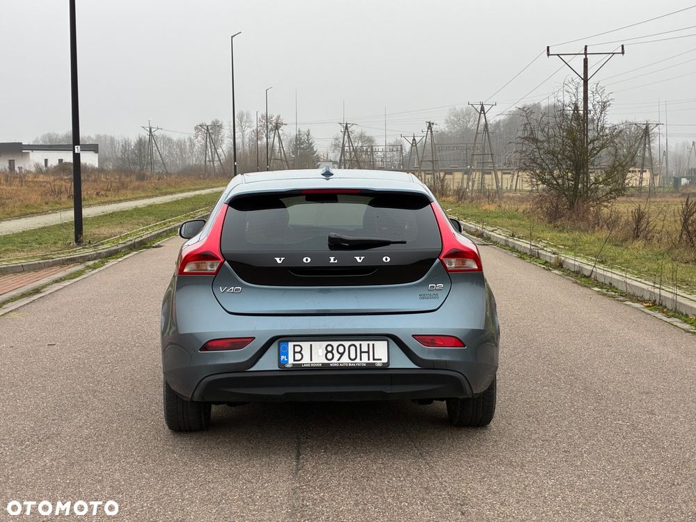 Volvo V40 D2 Momentum - 5