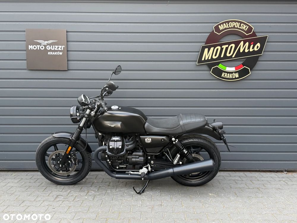 Moto Guzzi V7 - 3