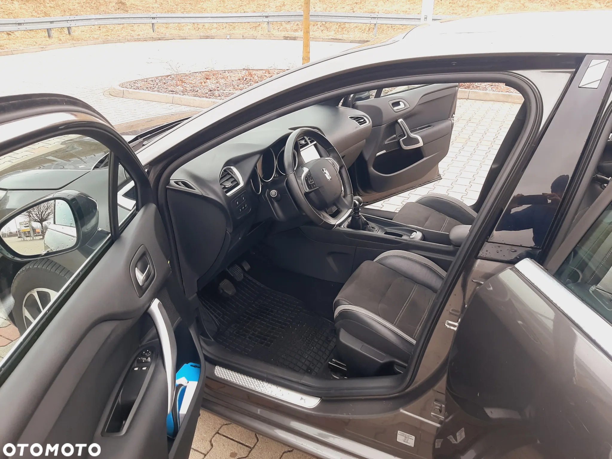 DS Automobiles DS 4 - 18