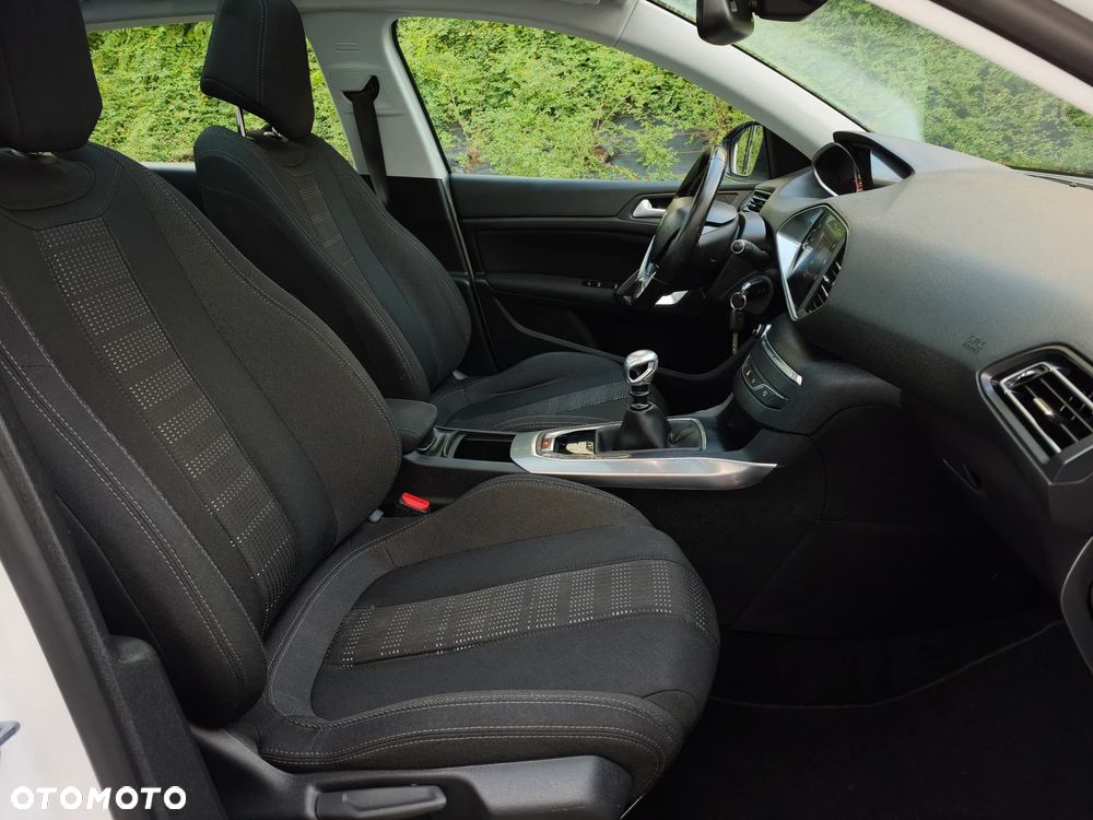 Peugeot 308 PureTech 130 Stop & Start GT-Line Edition - 28