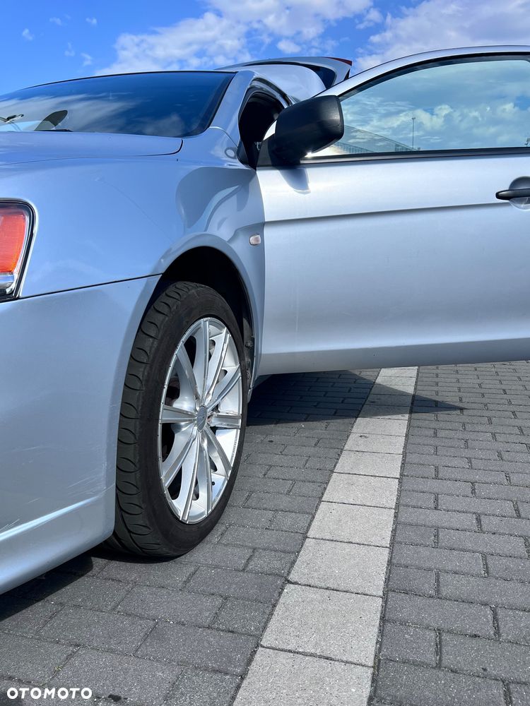Mitsubishi Lancer 1.8 Invite - 22