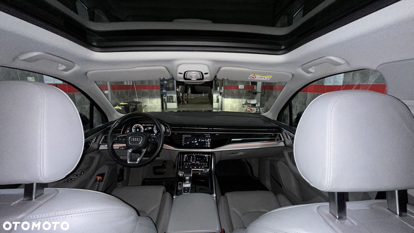 Audi Q7 55 TFSI e Quattro S Line Tiptr - 17