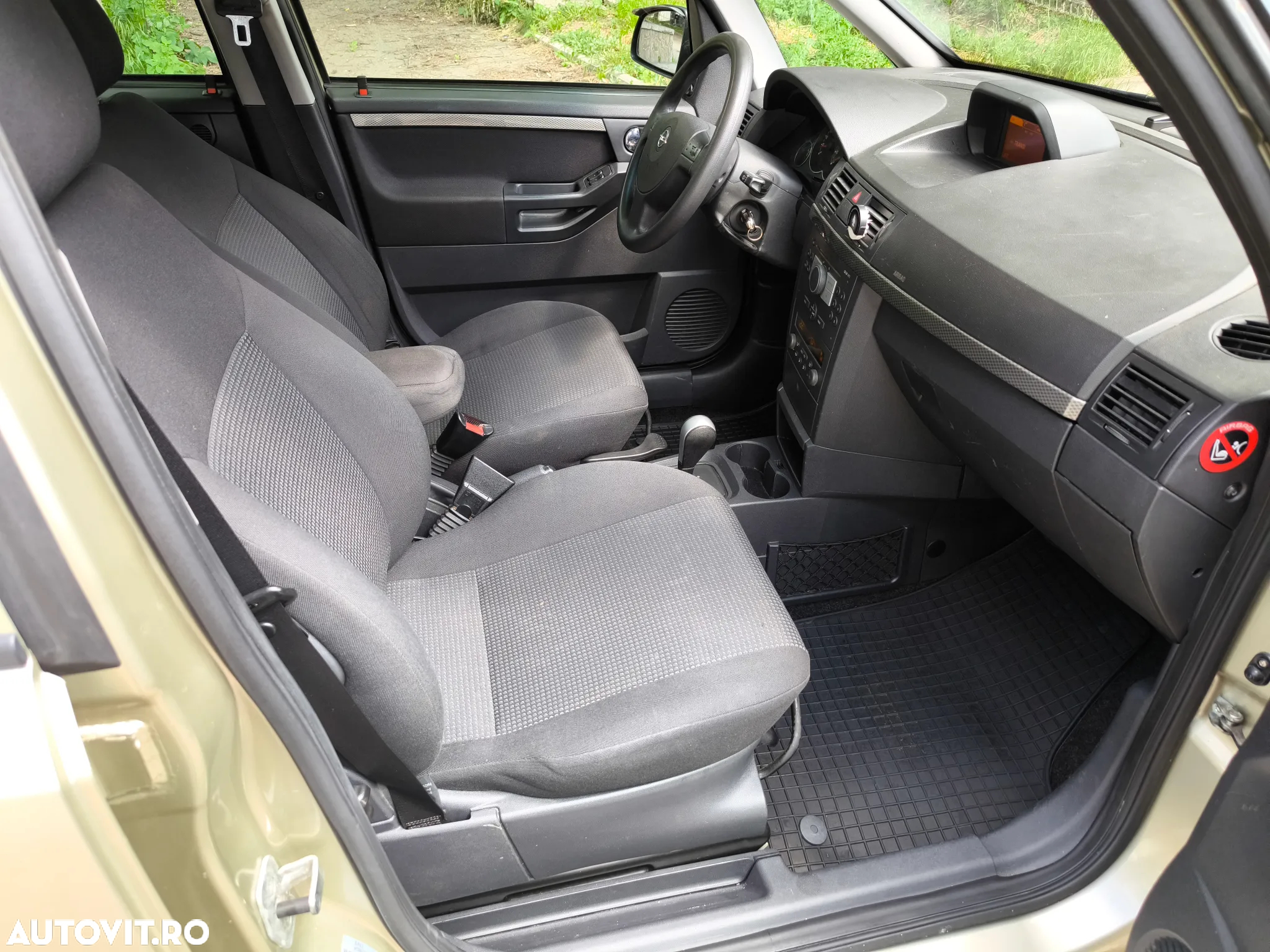 Opel Meriva 1.6i Cosmo Easytronic - 9