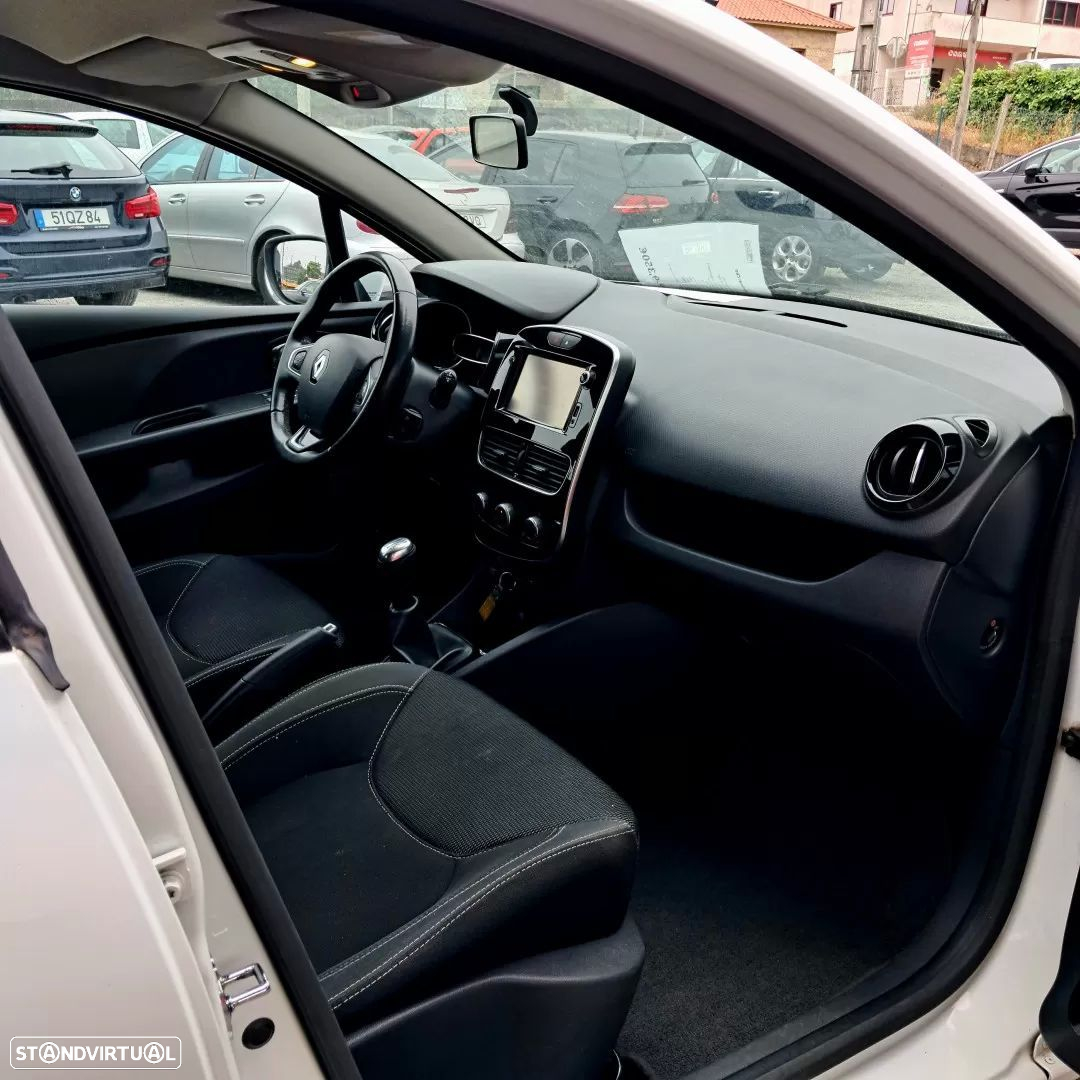 Renault Clio 1.2 16V 75 Life - 9