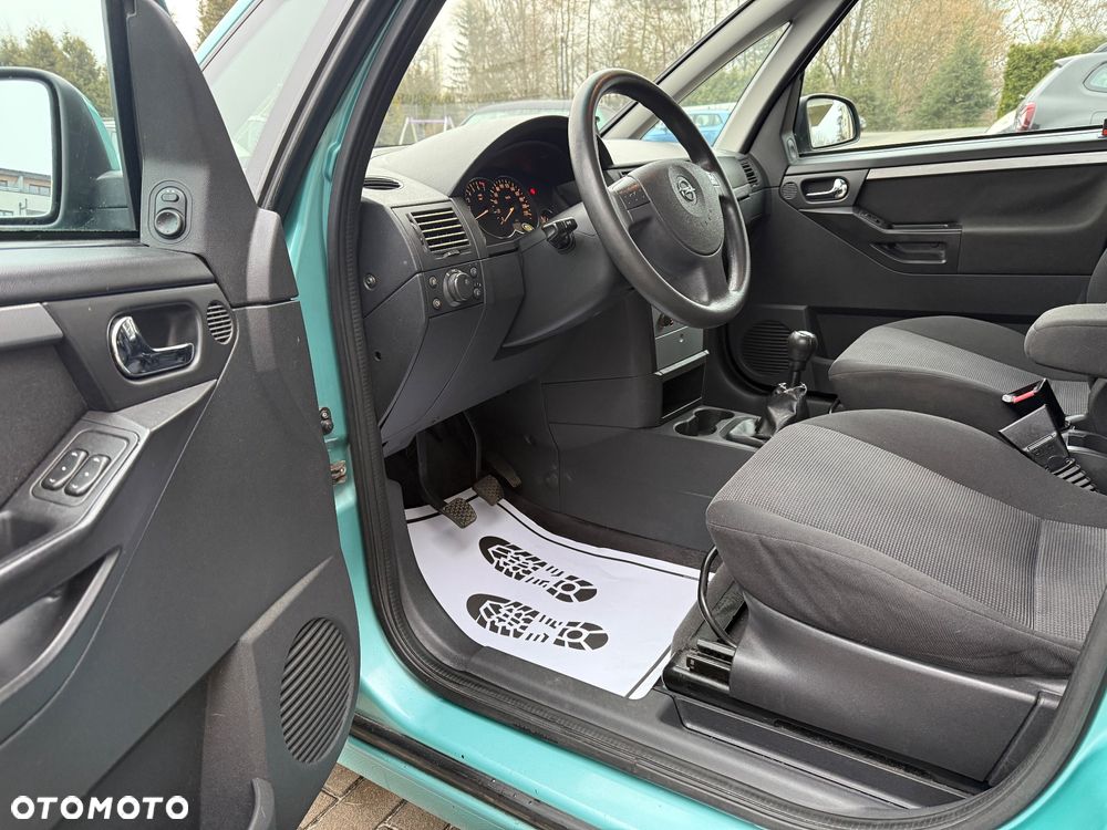 Opel Meriva 1.6 (Essentia) - 16