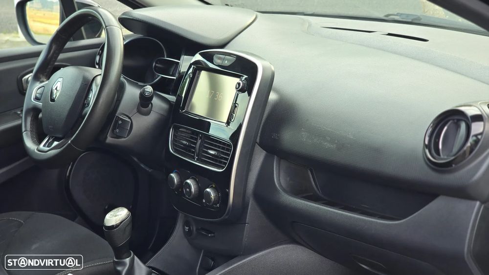 Renault Clio Sport Tourer 1.5 dCi Limited - 16