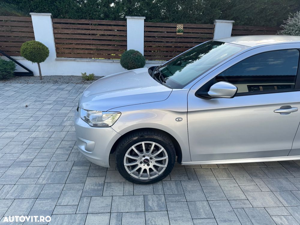 Citroën C-Elysée 1.6 HDi BVM Seduction - 11