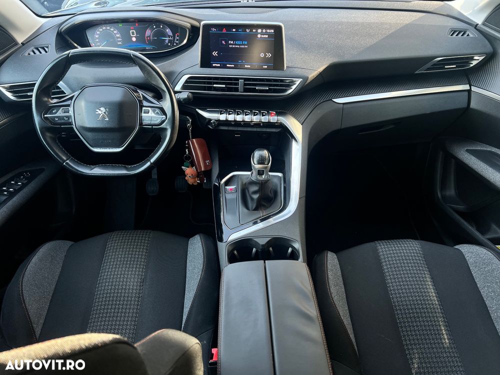 Peugeot 3008 1.6 BlueHDI S&S Active - 4