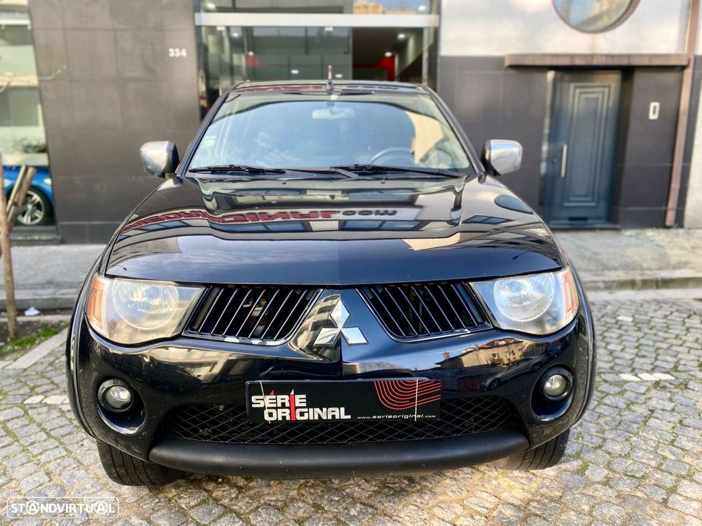 Mitsubishi L200 Pick Up 4x4 Intense Cabine Dupla - 3