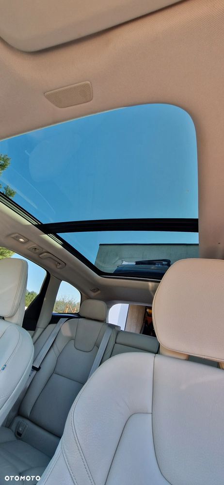 Volvo XC 60 B5 B Geartronic Momentum Pro - 4