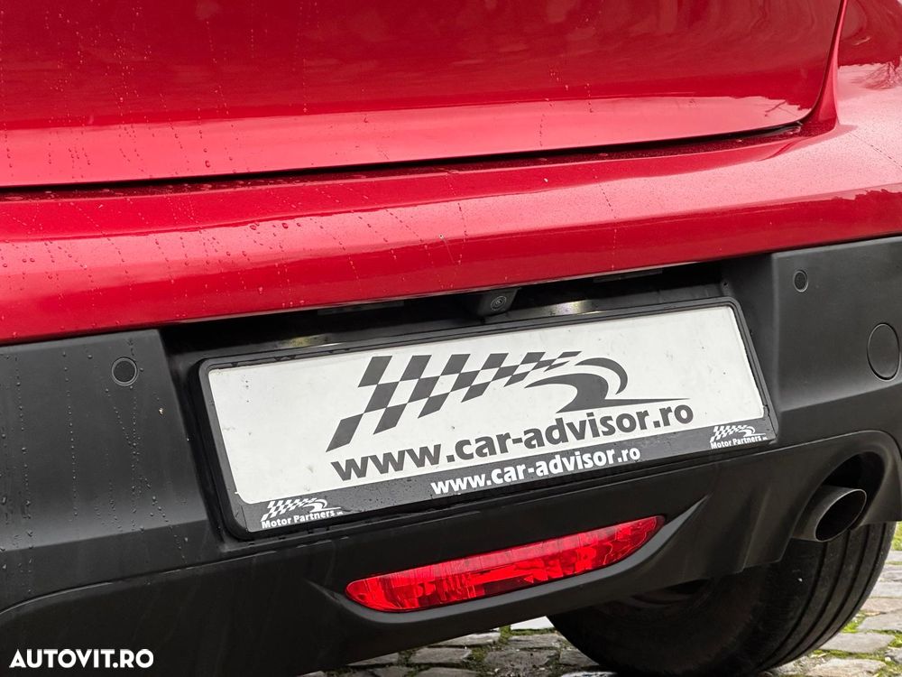 Peugeot 208 1.2 L PureTech STT Allure - 14