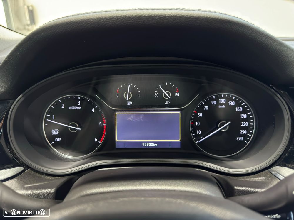 Opel Insignia Grand Sport 1.6 CDTi Business Edition — fotografia 21