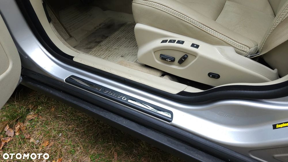Volvo XC 70 - 13