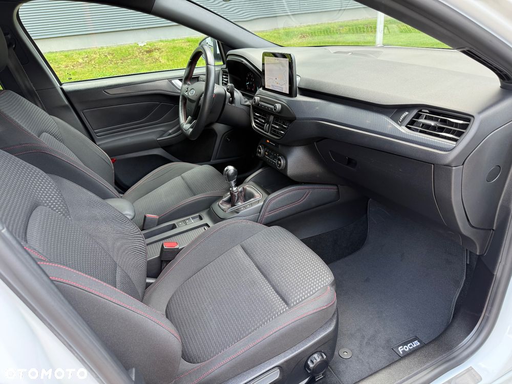 Ford Focus 1.5 EcoBoost STart-Stopp-System ST-LINE - 10